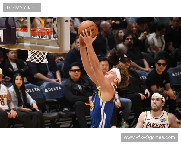 波杰姆斯基14分4板，勇士新秀控卫展露组织潜力